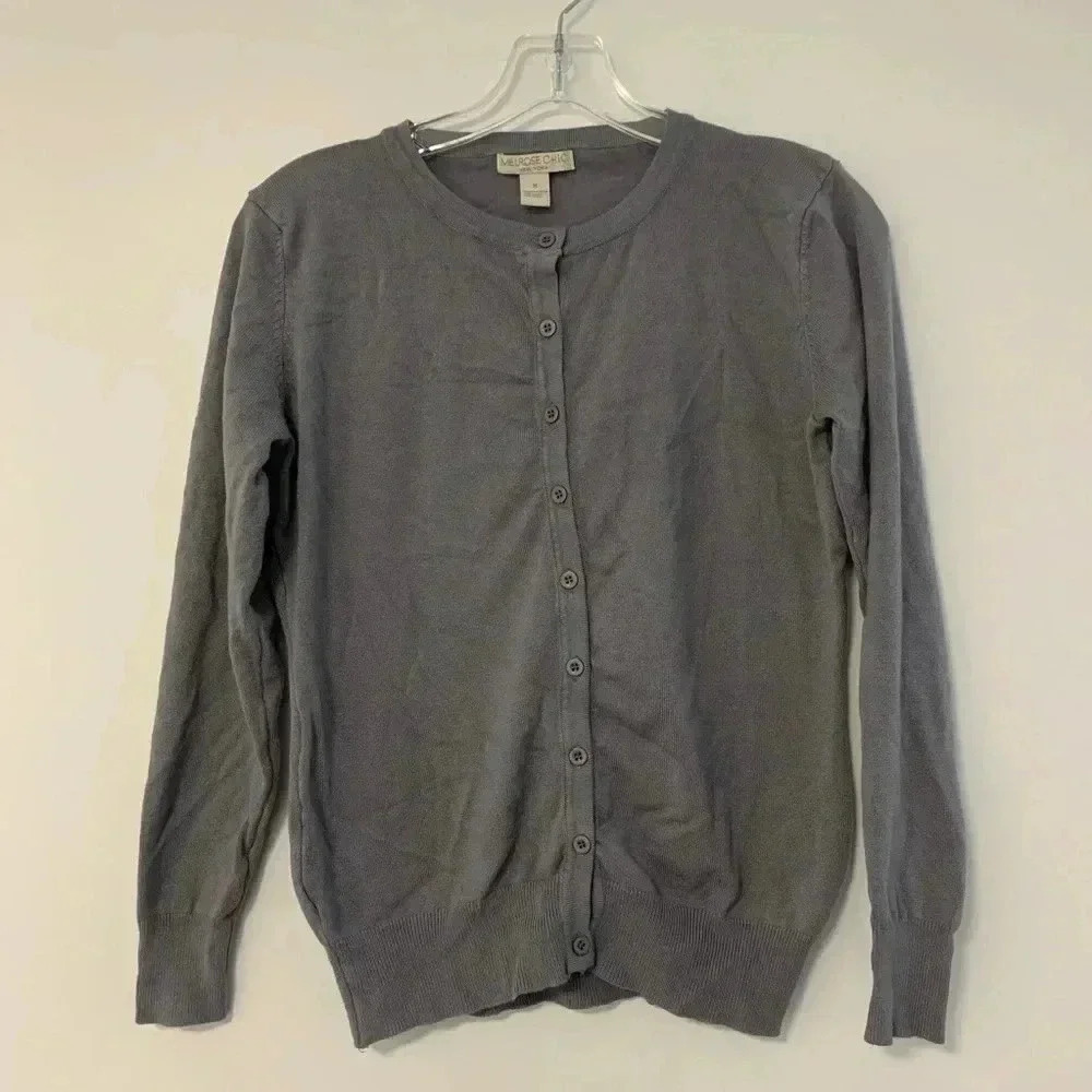 Melrose Chic Gray Cardigan Sweater​​